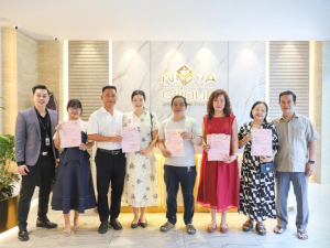 Cư dân The Sun Avenue nhận bàn giao sổ hồng