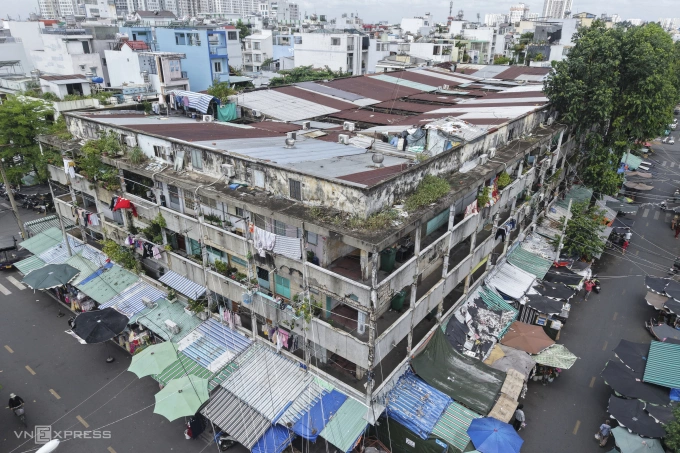 Chung cư Phạm Thế Hiển ở quận 8 (cũ) là một trong các chung cư lâu đời, được xây từ trước năm 1975